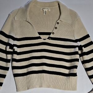 Elegant Cream and Black Striped V-Neck Long Sleeve Collared Sweater M